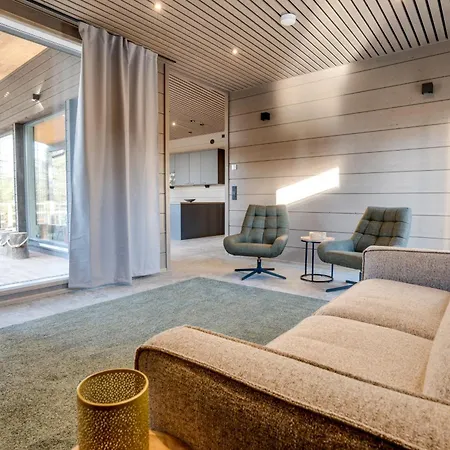Lapland Luxury Hideaways *